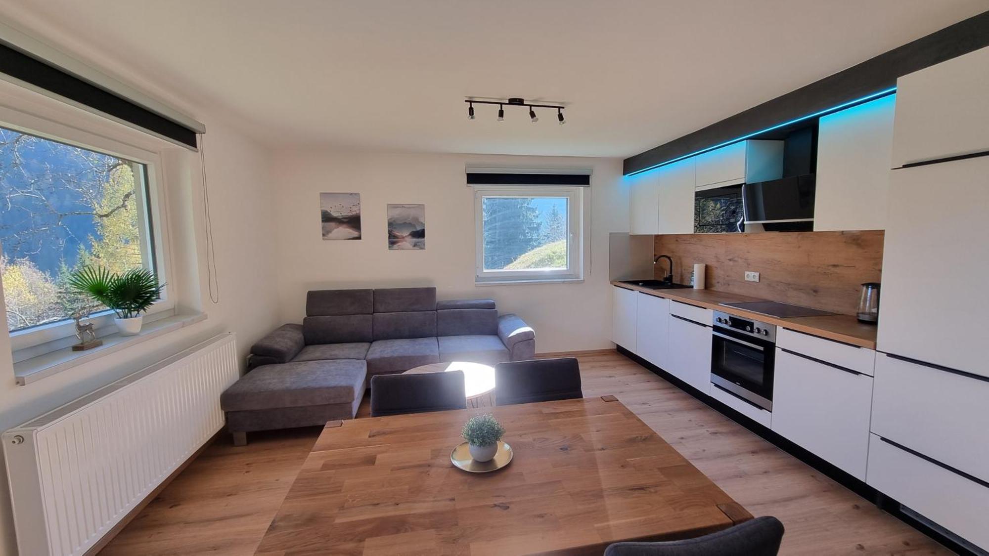 Ferienwohnungen Rabensteiner Bad Kleinkirchheim Bilik gambar